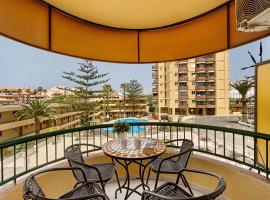 Luxury & Comfort en Torre del Sol, Playa de las Américas，位于阿罗纳的酒店