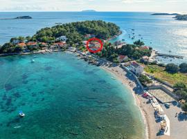 Apartments by the sea Prizba, Korcula - 22068，位于布拉托的酒店