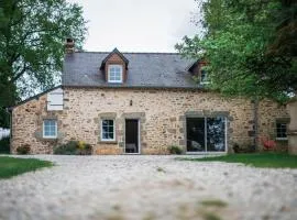 Gîte de charme rénové avec cheminée, terrasse et proche randonnées - Capacité 13 pers. - FR-1-410-179