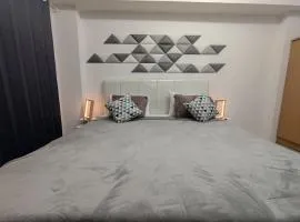 Pakuwon Mall Orchard ComFy New Apartemen with Wifi