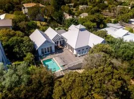 Idyllic Beach House Blairgowrie - 100m to Foreshore, 700m Walk to Village