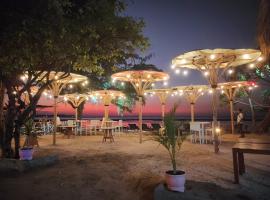 PLAYA BONITA HOTEL & BEACH CLUB Gili Air，位于吉利阿尔的酒店