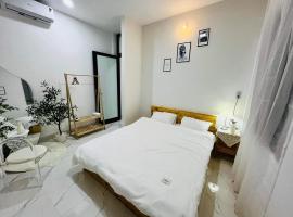 Homestay Phủ Cam，位于Thôn Trường Giang的酒店