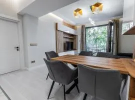 Vitoshka Luxury 2-BR Retreat