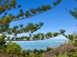 Surfside Apartment 11 by Kingscliff Accommodation
