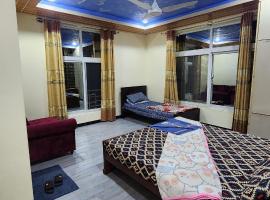 Mashal Palace，位于Nathia Gali的酒店