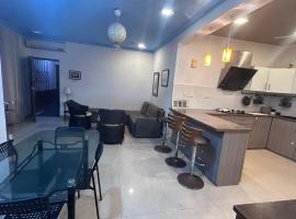 2 BHK luxury apartment in Calangute beach Saldana，位于卡兰古特的酒店