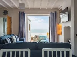 Sea Spray Cottage by Bloom Stays