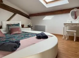 My Love Room avec Balnéo Privative et Climatisation