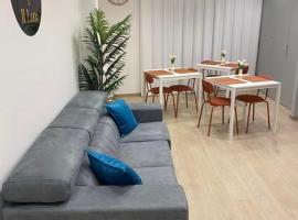 B&B IL Lux，位于克罗托内的带停车场的酒店