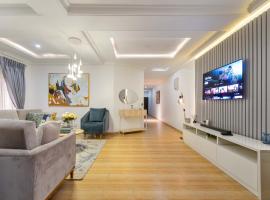 Tastefully furnished 3 bedroom apartment，位于莱基的酒店