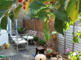 Cosy London double room near Wimbledon