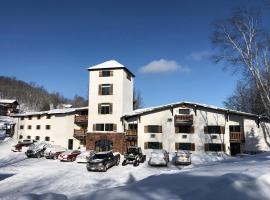 Whitecap Mountains Resort，位于Upson的酒店