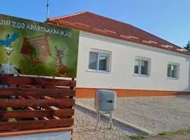 Mini Zoo Apartman