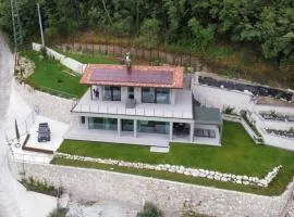 Sopralago ein Ferienhaus mit grandiosem Weitblick von Norden bis Süden des Gardasees