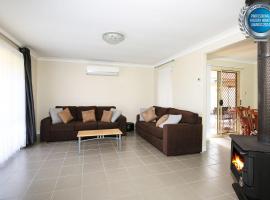 Kingfisher I Pet Friendly I 10 Min Walk to Beach，位于圣殿海岬的酒店