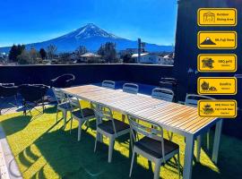 ヴィラ山間堂Panorama Villa BBQ Bonfire Fuji view Annovillas Sankando，位于富士河口湖的宠物友好酒店