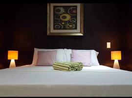 Casita Isla Beach Inn，位于长滩岛的酒店