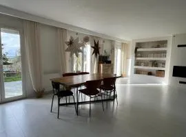 Maison familiale, belle et moderne proche de Versailles et Thoiry