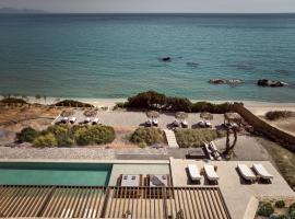 Esthesis Beachfront Villas, with Private Pool, By ThinkVilla，位于阿里克斯的酒店