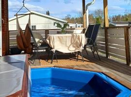 Cozy house close to nature and Umeå，位于于默奥的酒店