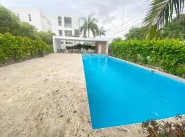 Hermoso conjunto residencial con piscina