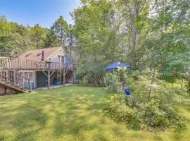 Cozy Boothbay Studio with Patio about 5 Mi to Harbor!