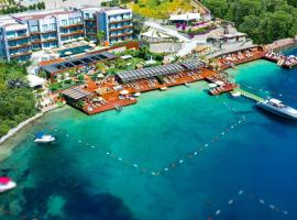 Mare Deluxe Residences & Villas，位于京多安的酒店