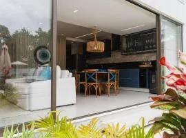 Pé na areia em cond na Praia do Mutá c/ 2 suítes