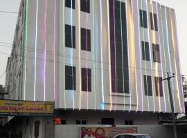 Sri Kakateeya Grand Residency Bhadrachalam Hotel Residency Stay Rooms SRI SEETHA RAMA KAMMA VARI SEVA SAMITHI BHADRACHALAM，位于巴德拉恰拉姆的酒店