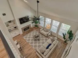 New!4BR with Easy Access to all Woodlands Amenities
