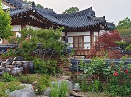 Boseong Greenery Hanok Pension，位于宝城郡的酒店