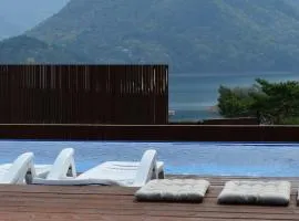 Chungju Psyche Pool Villa