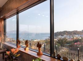 Yeosu Palette Pension，位于丽水市的酒店