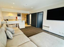 2 Bedroom Ski In Ski Out at Mount Hotham，位于荷斯安山的酒店