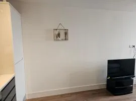 Close to Maidstone City Centre