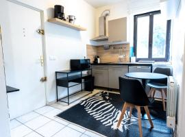 Joli Studio Joinville bord de marne 15m de Paris，位于桥连城的酒店