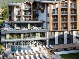 Ciampedie Luxury Alpine Spa Hotel，位于维哥迪法萨的酒店