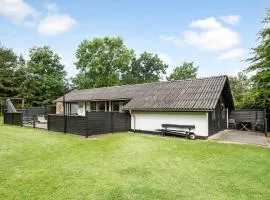 3 Bedroom Awesome Home In Thyholm