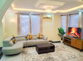 Royal Links Apartment，位于蒙巴萨的酒店