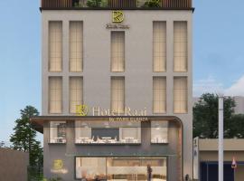 Hotel Raai Hosur，位于霍苏尔的酒店
