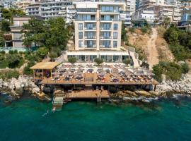 DAED Luxury Residence，位于萨兰达的酒店