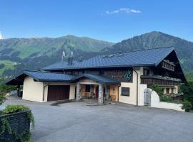 Boutique Hotel Herzhof - Garni-Appartements - Adults Only，位于里茨勒恩的酒店