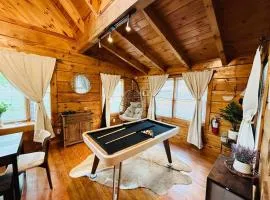 Back to Creek, Pool Table, Firepit & Grill