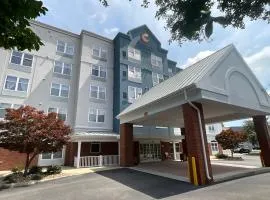 Comfort Inn & Suites Virginia Beach - Norfolk Airport，位于诺福克国际机场 - ORF附近的酒店