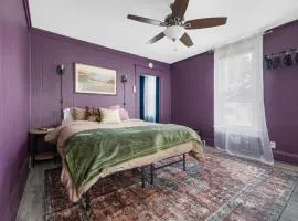 Remodeled Apartment Blocks from Downtown Bristol