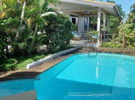 Kimmy Tahiti House，位于普纳奥亚的酒店