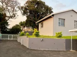 Montrose Holiday Home