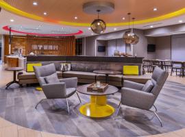 春山套房蒂梅丘拉山谷葡萄酒乡酒店，位于蒂梅丘拉的酒店