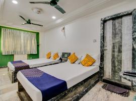 SPOT ON Hotel Green Valley，位于维杰亚瓦达的酒店